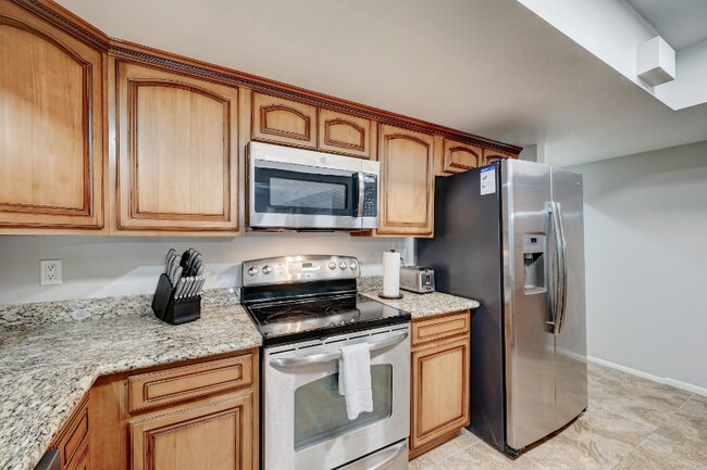 Photo - 4625 W Morten Ave