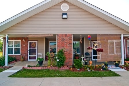 Hopefield Gardens - Hopefield Gardens Apartments