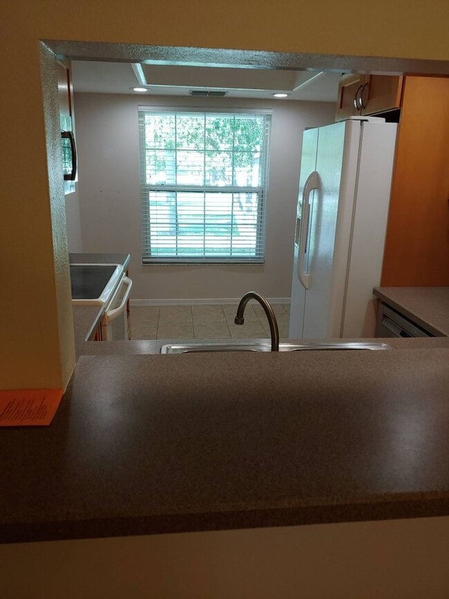 Photo - Beautiful 2 bedroom 2 bathroom condo for rent in Dunedin - Heather Ridge North 55+ community! Unit 106