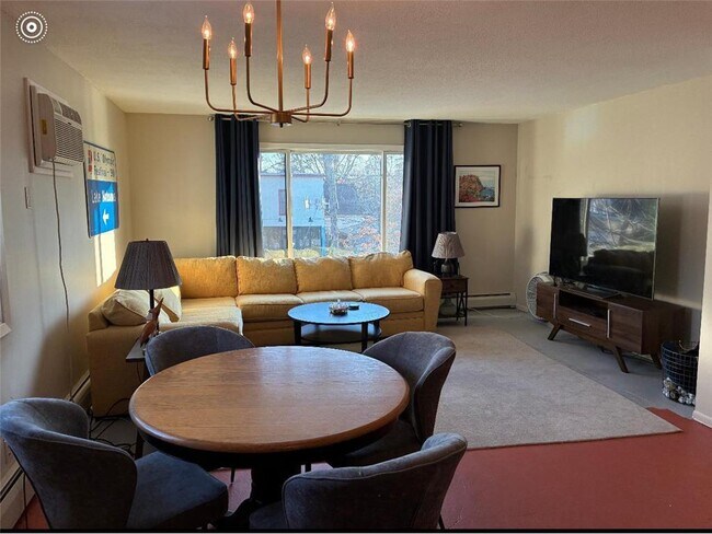 Photo - 3624 E 38th St Unidad D