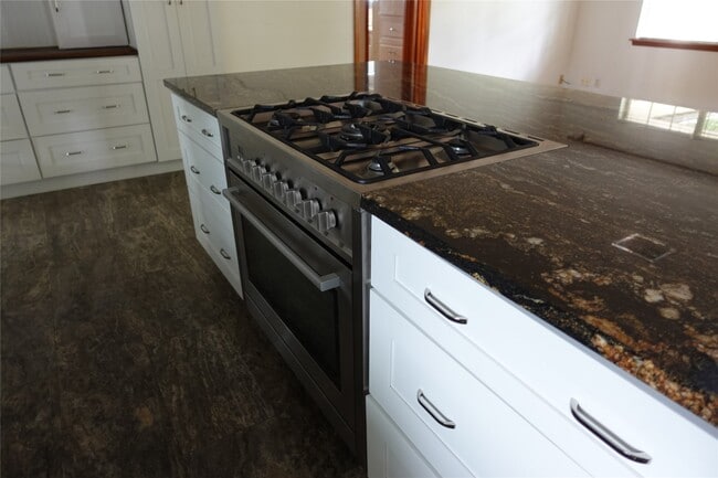 Photo - 918 Lehman St