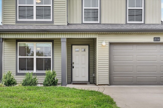 Photo - 214 Copeland Rd