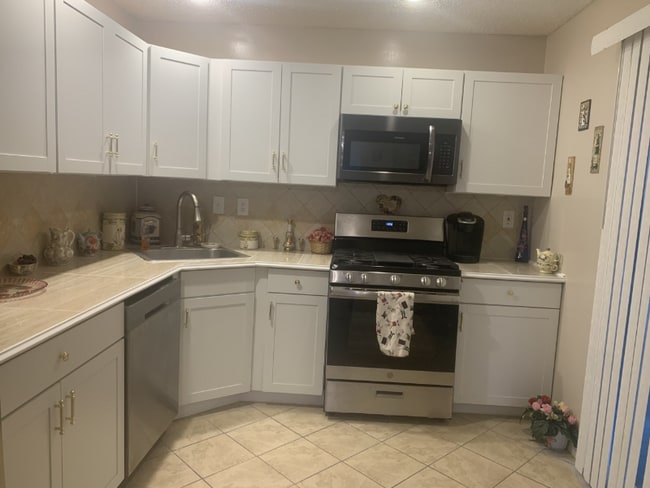 227 Lindsey Ct