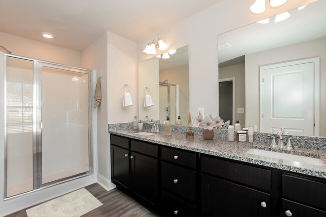 Casa adosada Dylan - Herrington Heights Rental Homes