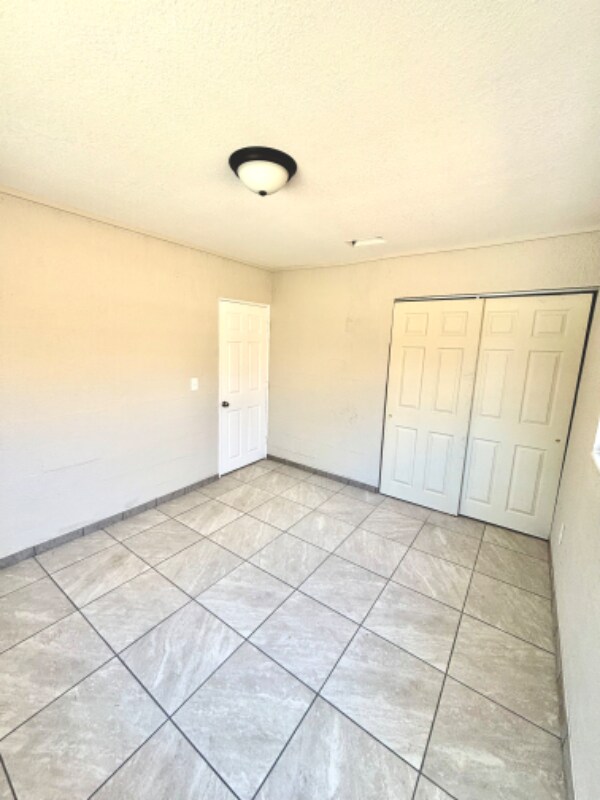 Photo - 1007 37th St NW Unidad 1