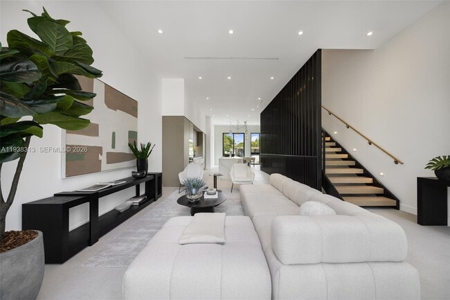 Photo - 92 SW 28th Rd