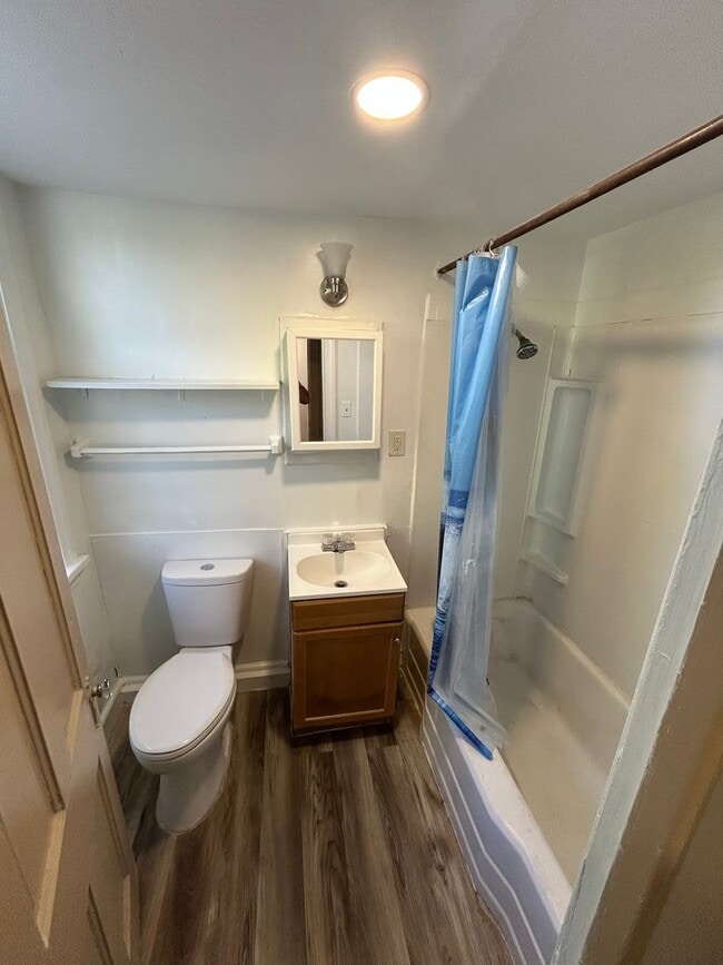 Photo - 105/107 W Louther Street Unit 107 W louther Apt 3