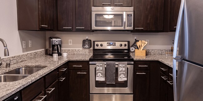 Lowry North Apartment Homes