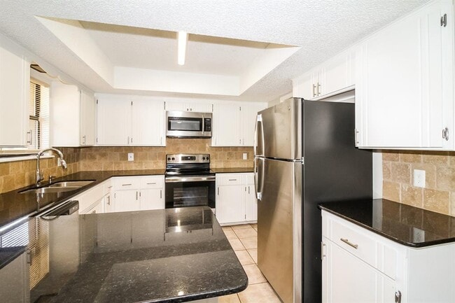 Photo - 10101 Mamus Ln