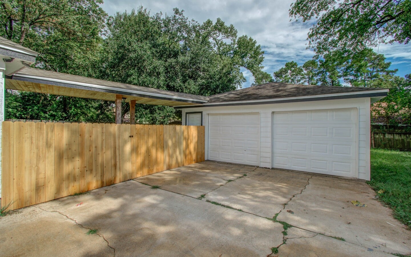 Photo - 550 Brandon Rd