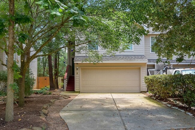 Photo - 7 Newberry Trail Ct