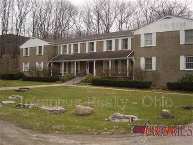 Building Photo - 203 S Elruth Ave Unit Apt 4