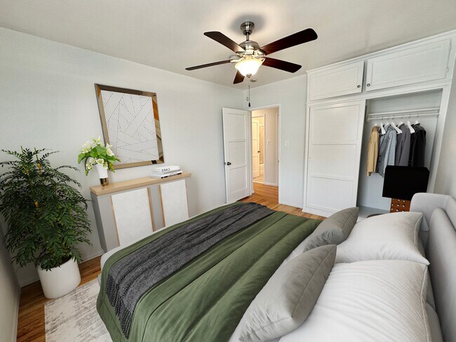 Photo - 8755 Reading Ave