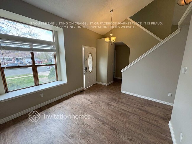 Photo - 6054 Zang Way