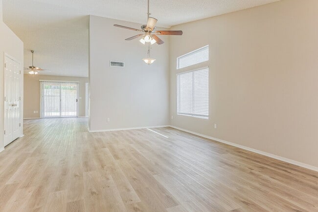 Photo - 4526 E Towne Ln