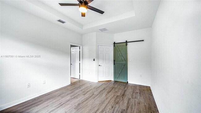 Photo - 144 SE 34th Ave