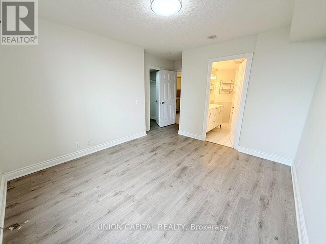 Photo - 78 Harrison Garden Blvd Unit 1007