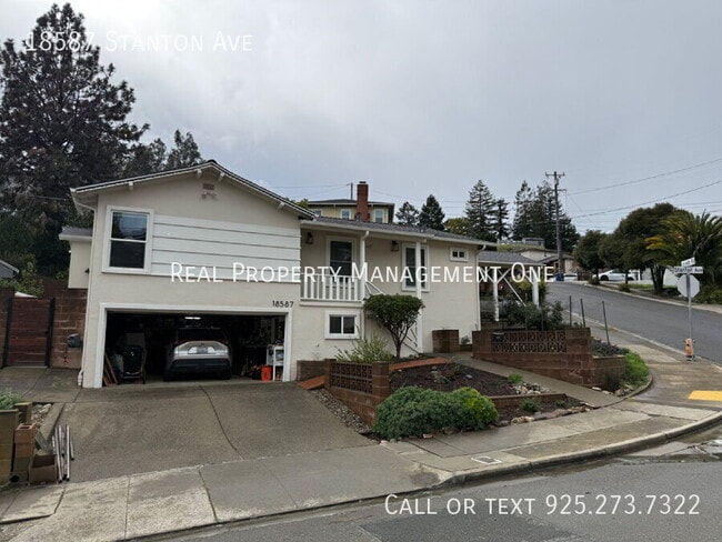 Photo - 18587 Stanton Ave