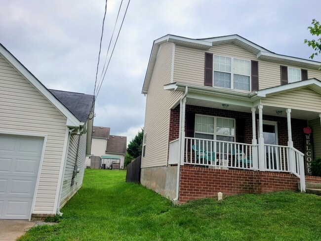 330 Sarna Dr