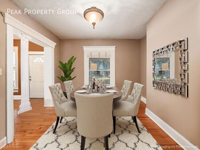 Photo - 1400 Summit St