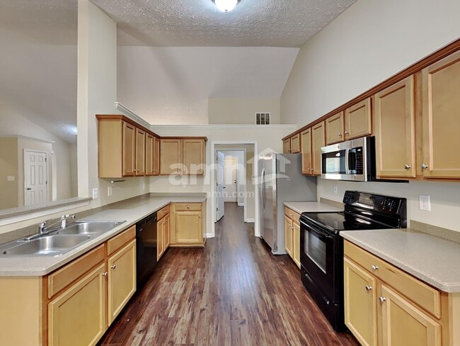 303 Cole Creek Dr