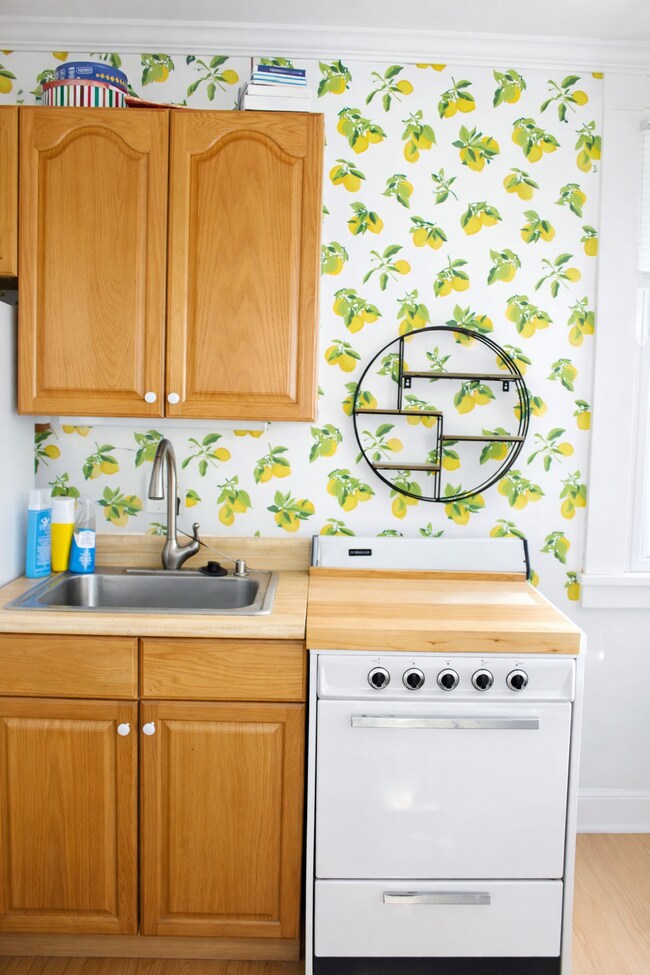 Photo - 2415 BeechwoodCarriage House
