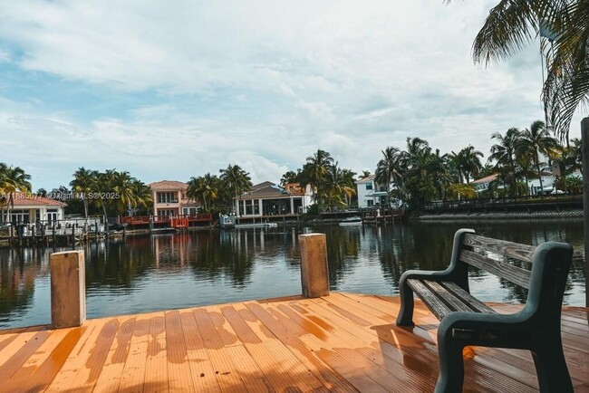 Photo - 1104 Washington St