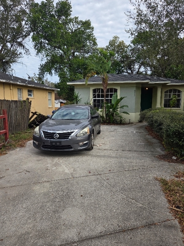 Photo - 9713 Commerce St