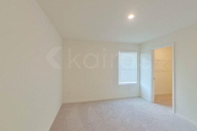 Photo - 178 Price Ml Trl