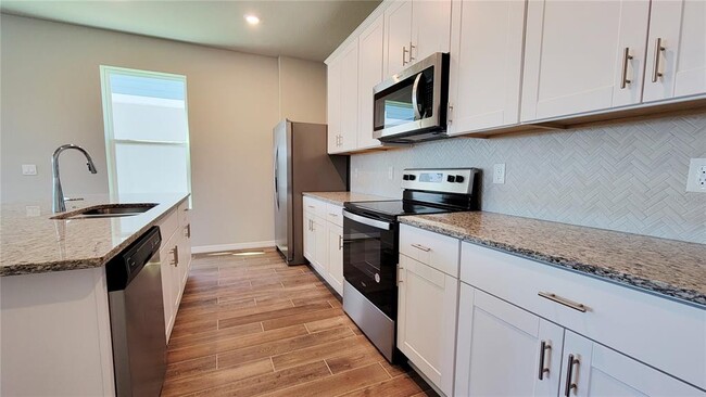 Photo - 348 S Zuni Rd