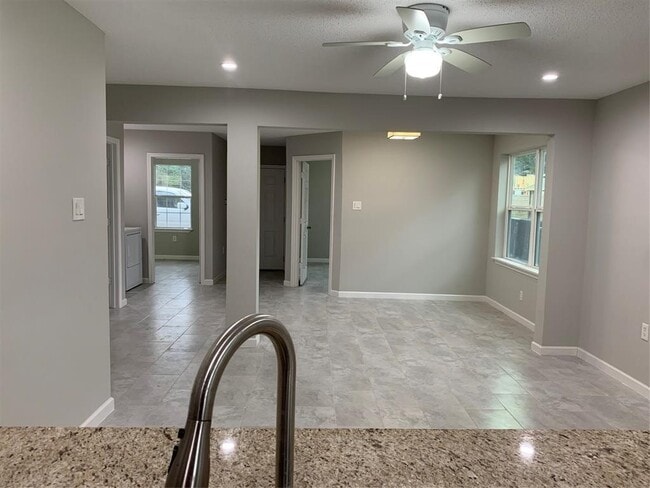Photo - 17219 Lillian Ln