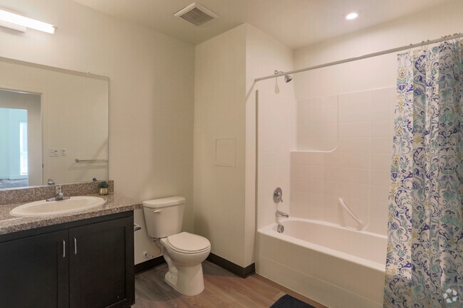3BR, 2BA - 1130SF