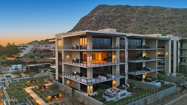 Building Photo - 4849 N Camelback Rdg Dr Unit B302