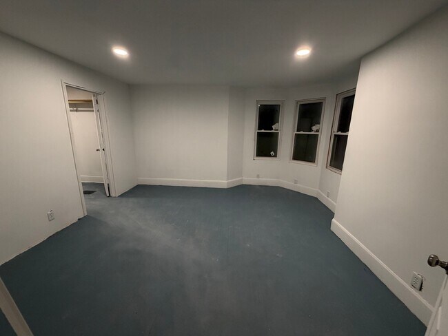 268 N Seminary St Unit 2