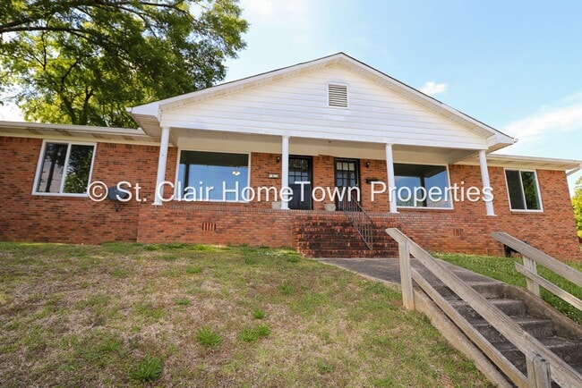 Building Photo - Downtown Pell City