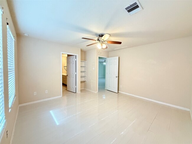 Building Photo - 10515 Ince Ln