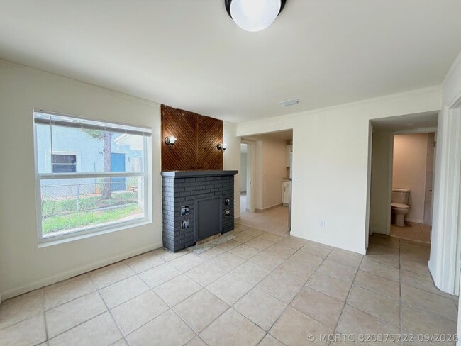 Photo - 815 Bayberry Dr