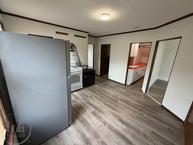 Photo - 73 Esther St Unit 3