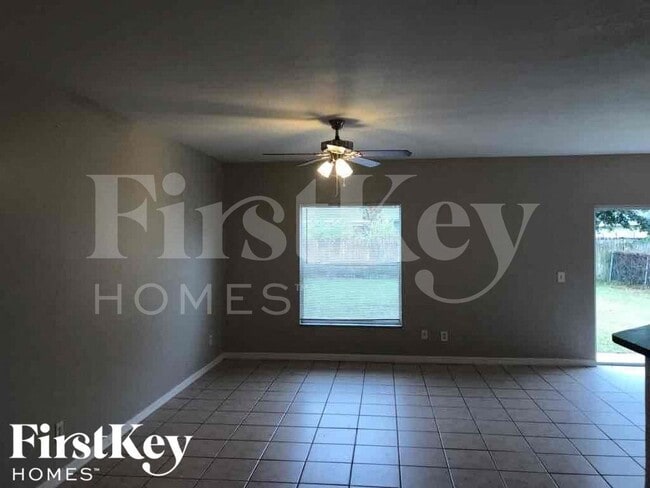 Photo - 8235 Mossborger Ave