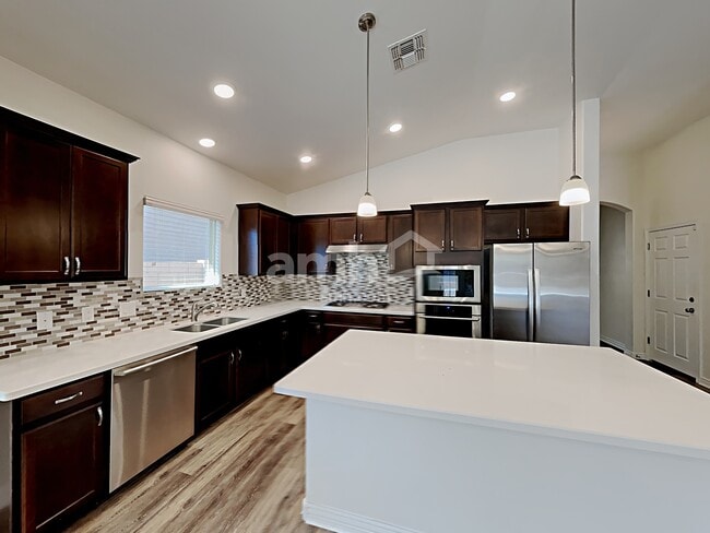 Photo - 9081 Blue Saguaro St