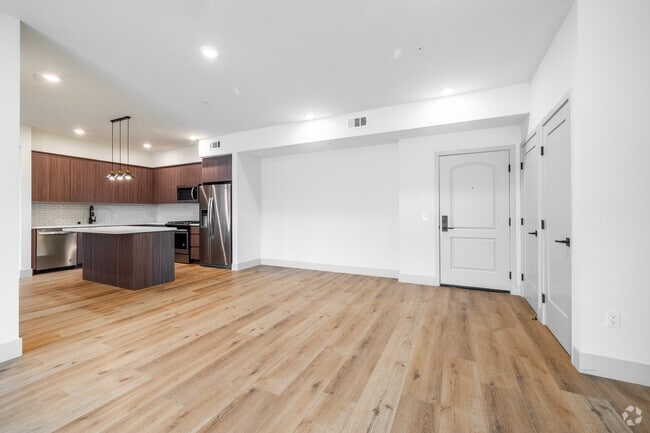 3HAB, 2BA - 1,500 ft² - Comedor - M Street Residence