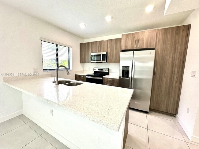 Photo - 1163 NW 2nd St