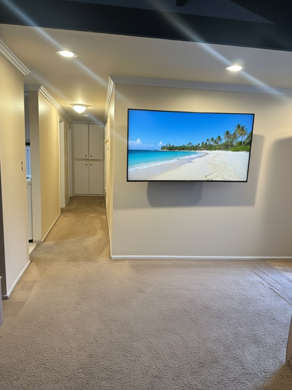 Building Photo - 1444 W 8th St