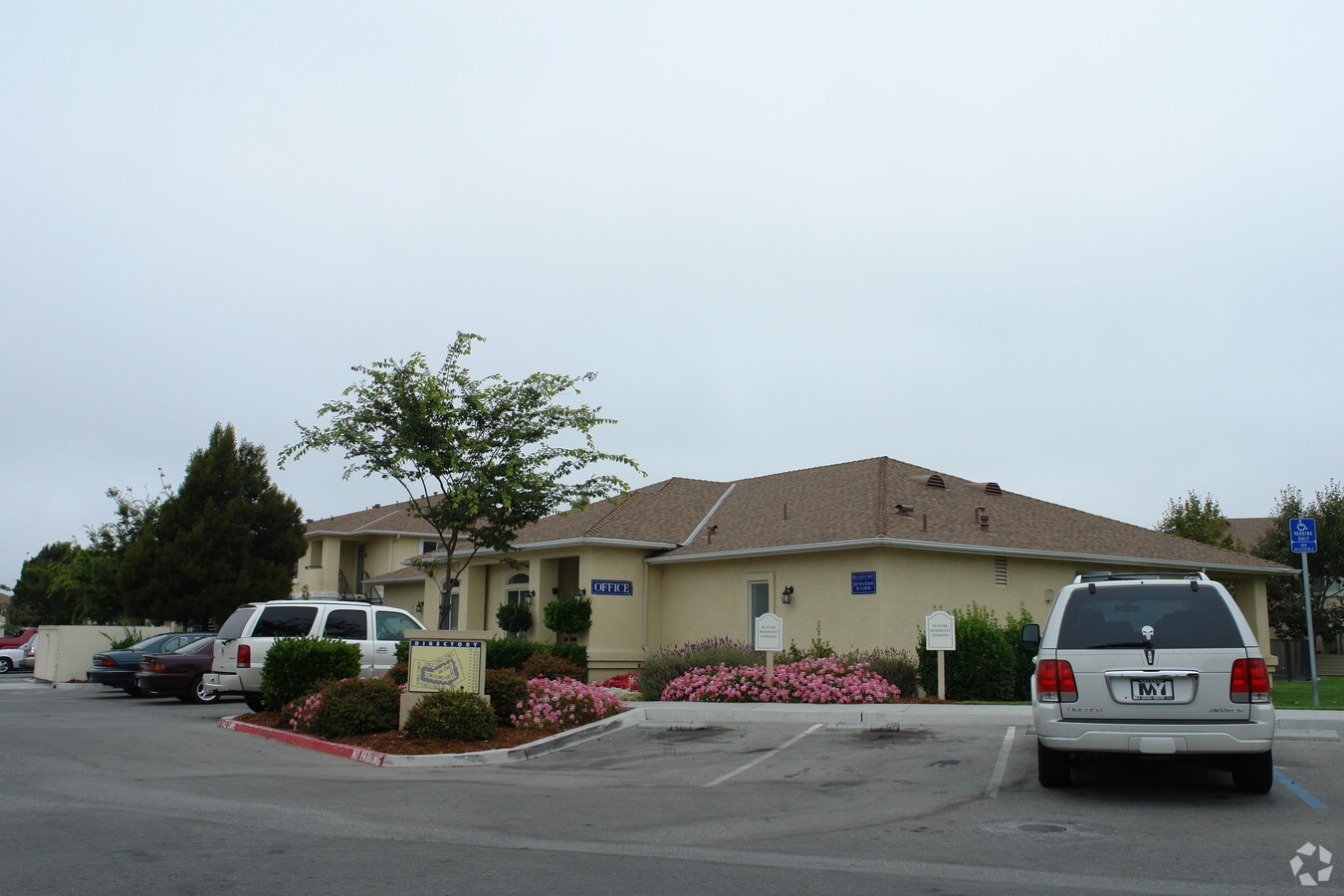 Salinas Bay Apartments - Salinas Bay Apartments