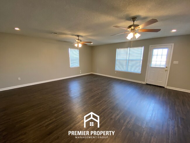 Photo - 7449 Dunbarton Dr