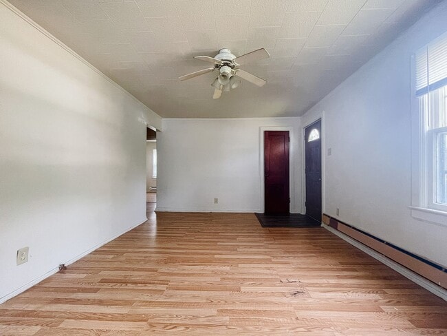 Photo - Washer/Dryer Hook-Ups