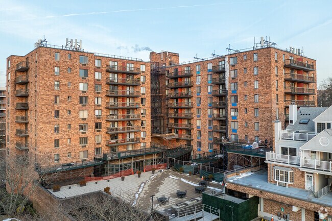 50 Columbus Ave - The Tower Club Apartments