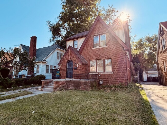 Photo - 14869 Freeland St