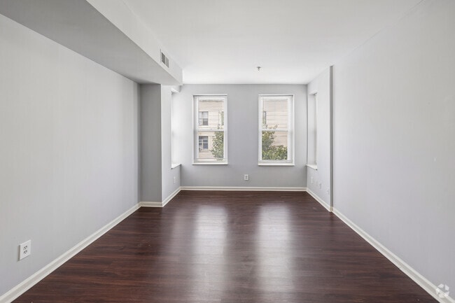 2BR, 1BA - 750SF - Living Room
