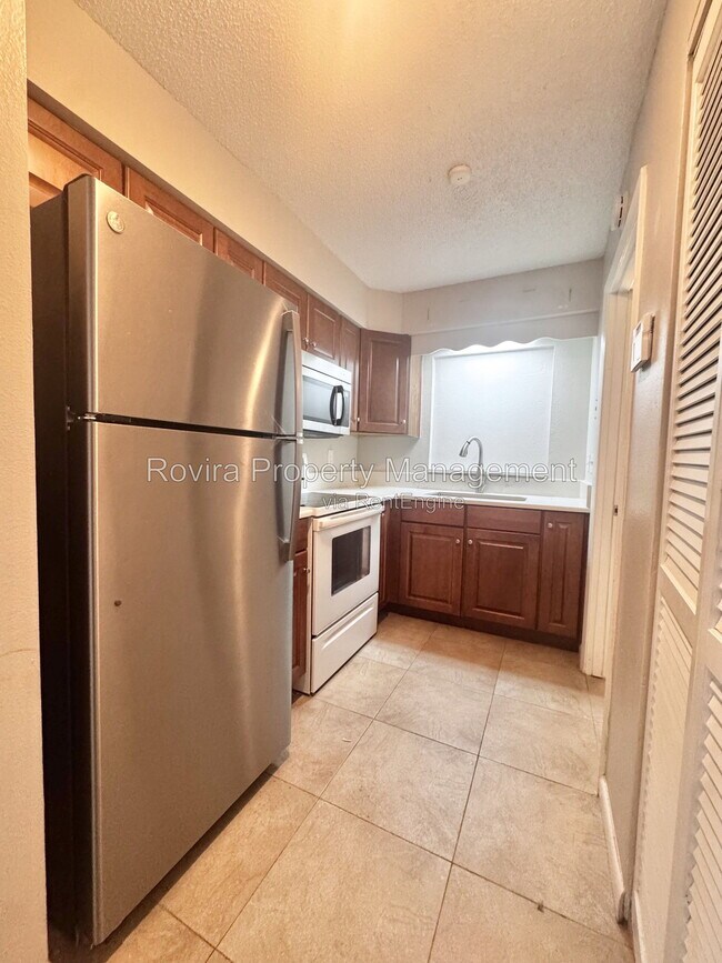 Photo - 1340 Anderson St